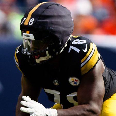 Steelers news: RG James Daniels out for the season with an Achilles tear