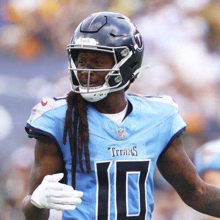 Steelers potentially eyeing DeAndre Hopkins trade