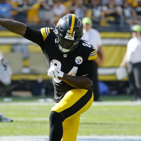 Steelers injury report: Four players ruled out, Cordarrelle Patterson doubtful for Week 8 vs. Giants