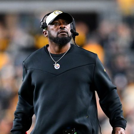 Steelers head coach Mike Tomlin is the NFL Coach of the Year