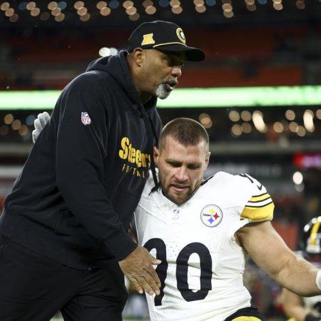 Steelers Q&A: Worrying about TJ Watt, December panic, and offensive struggles