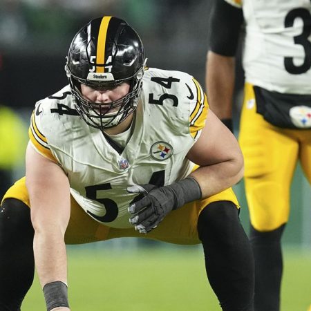 Pittsburgh Steelers name C Zach Frazier Rookie of the Year