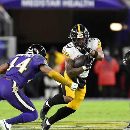 Steelers snap counts: RB Jaylen Warren takes featured role Week 16 vs. Ravens