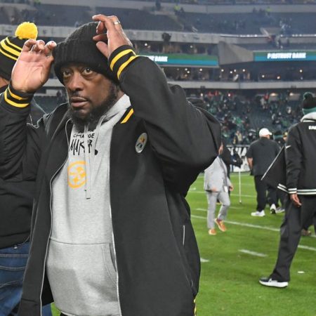 Steelers HC Mike Tomlin on late fourth-down punt: “I took a chance”