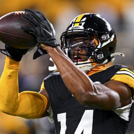 Is Steelers WR George Pickens fully healthy heading into the playoffs?