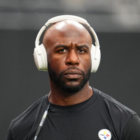 Steelers news: Pittsburgh hires new DB coach, doesn’t renew contract of secondary coach Grady Brown