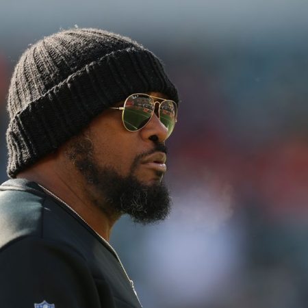 Steelers HC Mike Tomlin becomes longest-tenured head coach in American sports