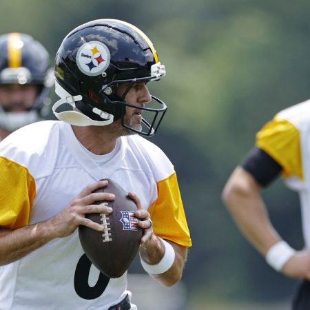 Pittsburgh Steelers QB Aaron Rodgers to mentor Will Howard ‘as much as I can’