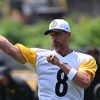 NFL coaches, executives still view Steelers’ Aaron Rodgers as top quarterback